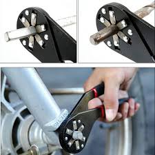 Multifunctional Bionic Adjustable Hexagon Spanner
